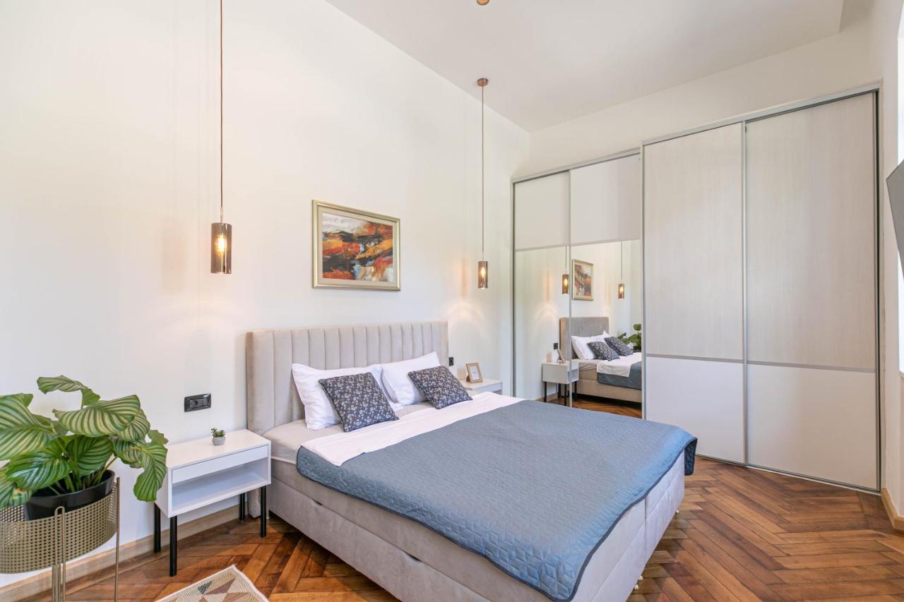 Polai Park Apartments ภายนอก รูปภาพ